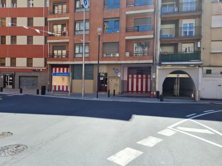 La Casita Verde. Metro Cerca Del Casco Viejo Bilbao Exteriör bild
