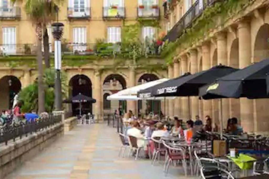 La Casita Verde. Metro Cerca Del Casco Viejo Bilbao Exteriör bild